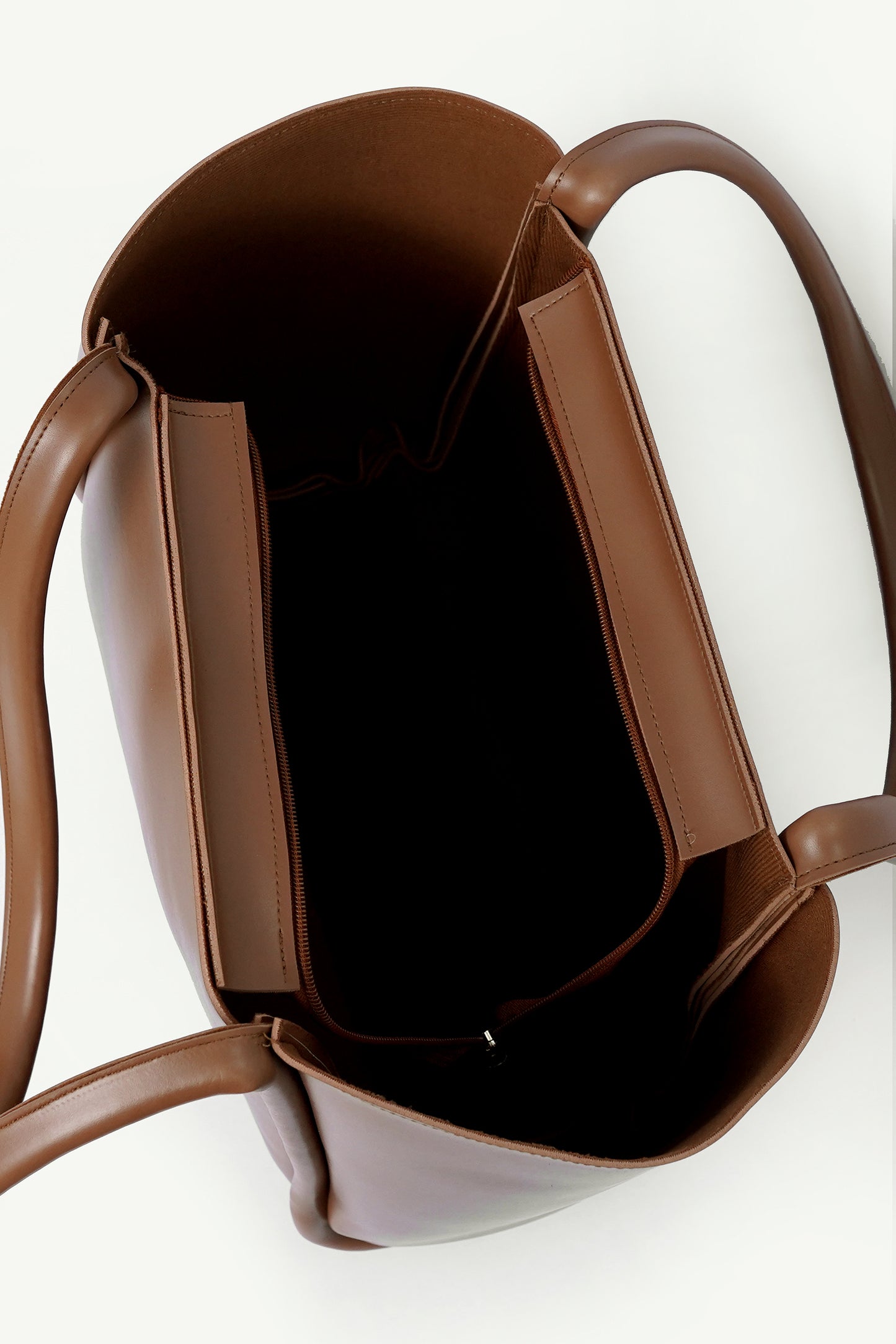 Veyra Tote