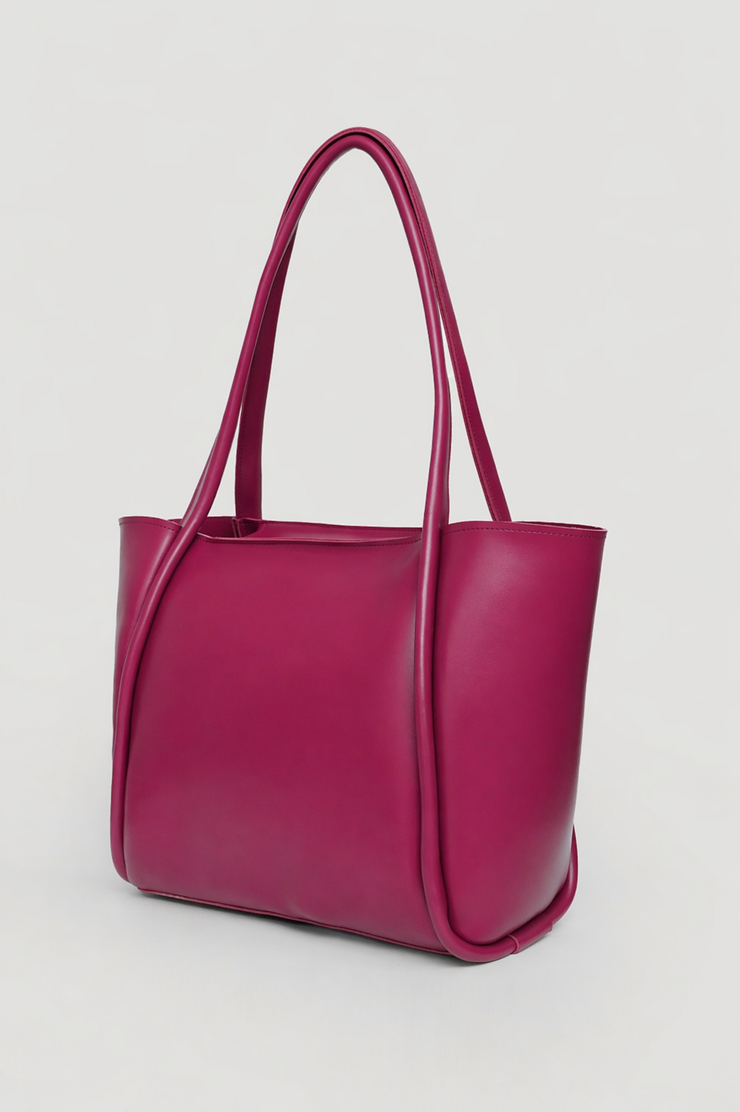 Veyra Tote