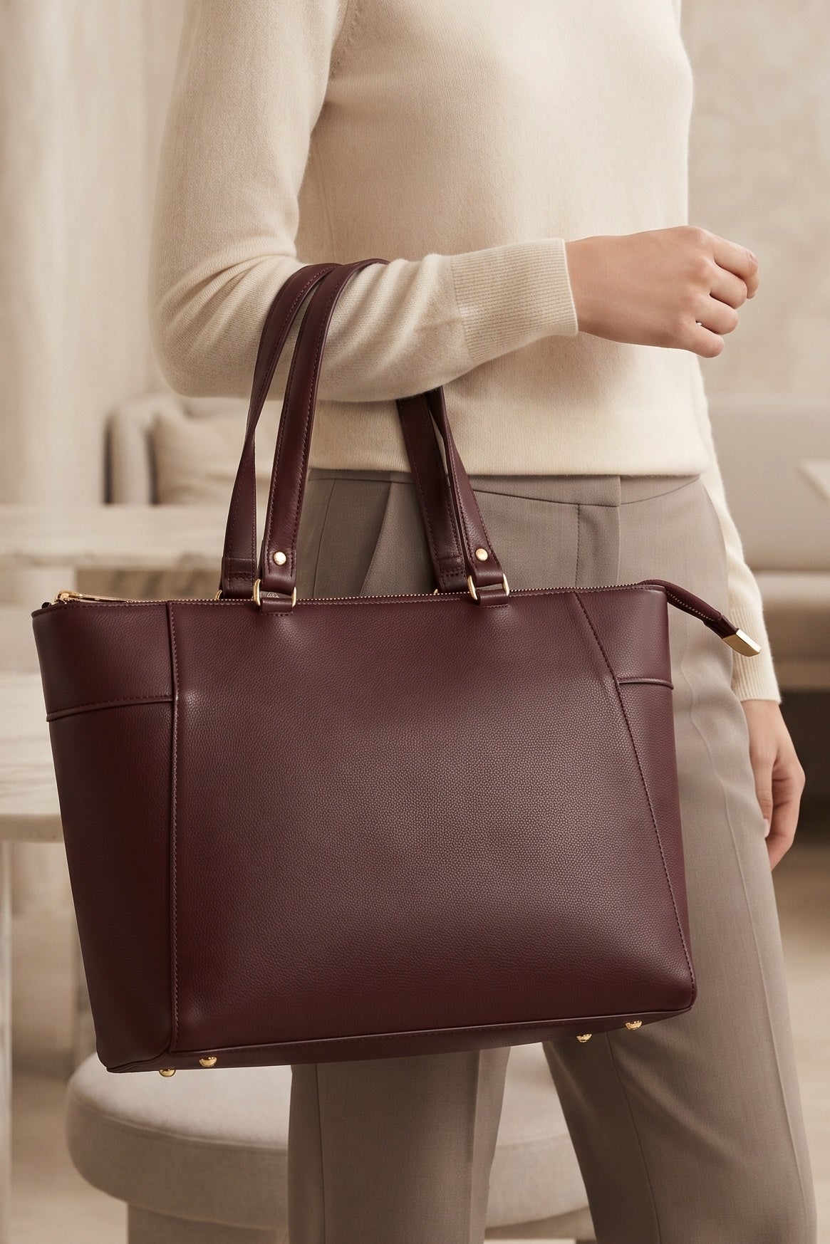 Elviera Carryall Tote