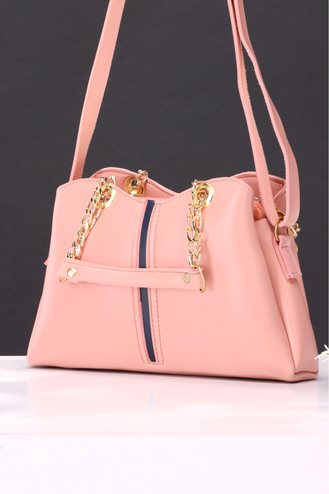 Sleek & Switch - Crossbody & Shoulder Bag