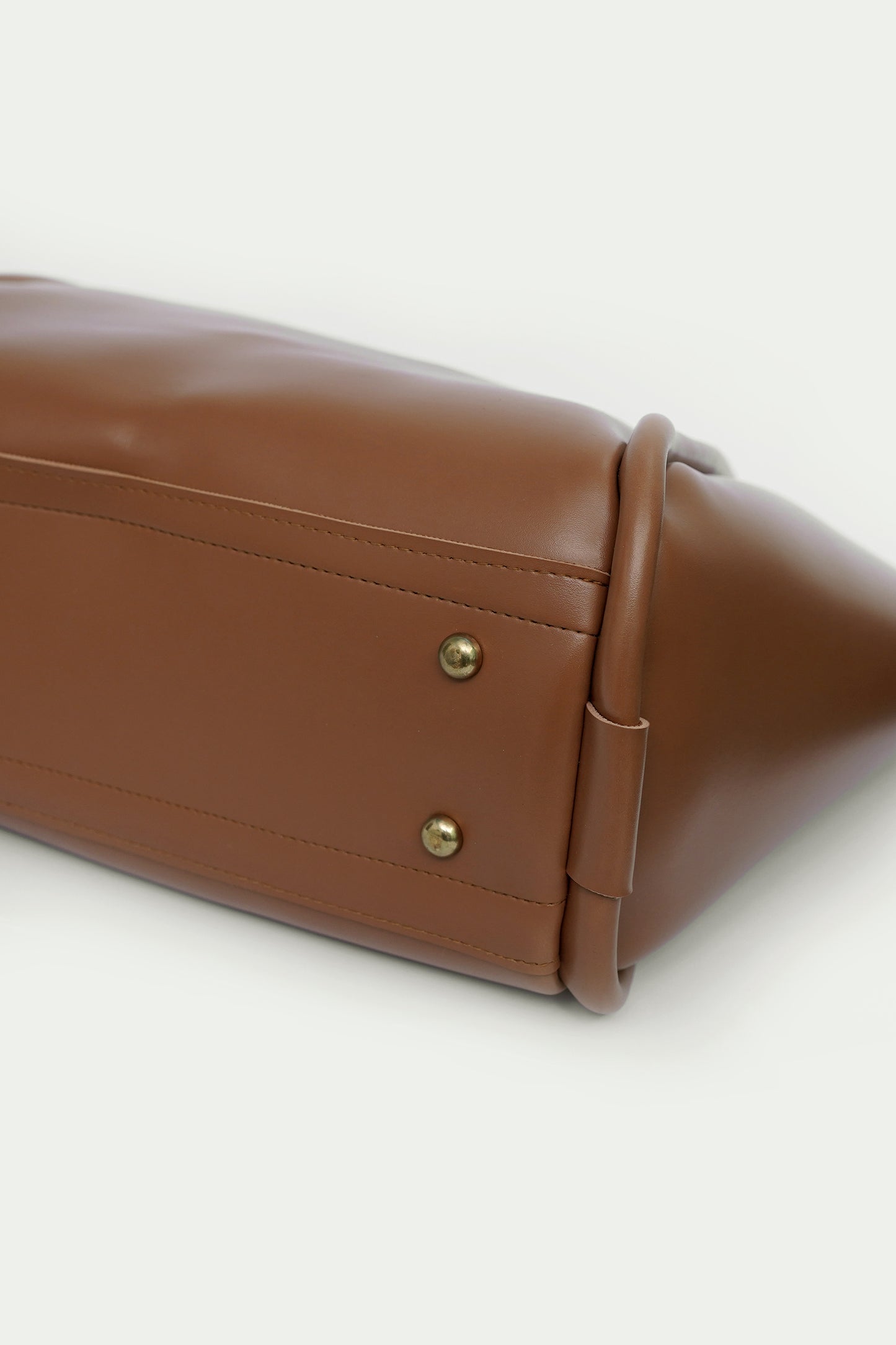 Veyra Tote