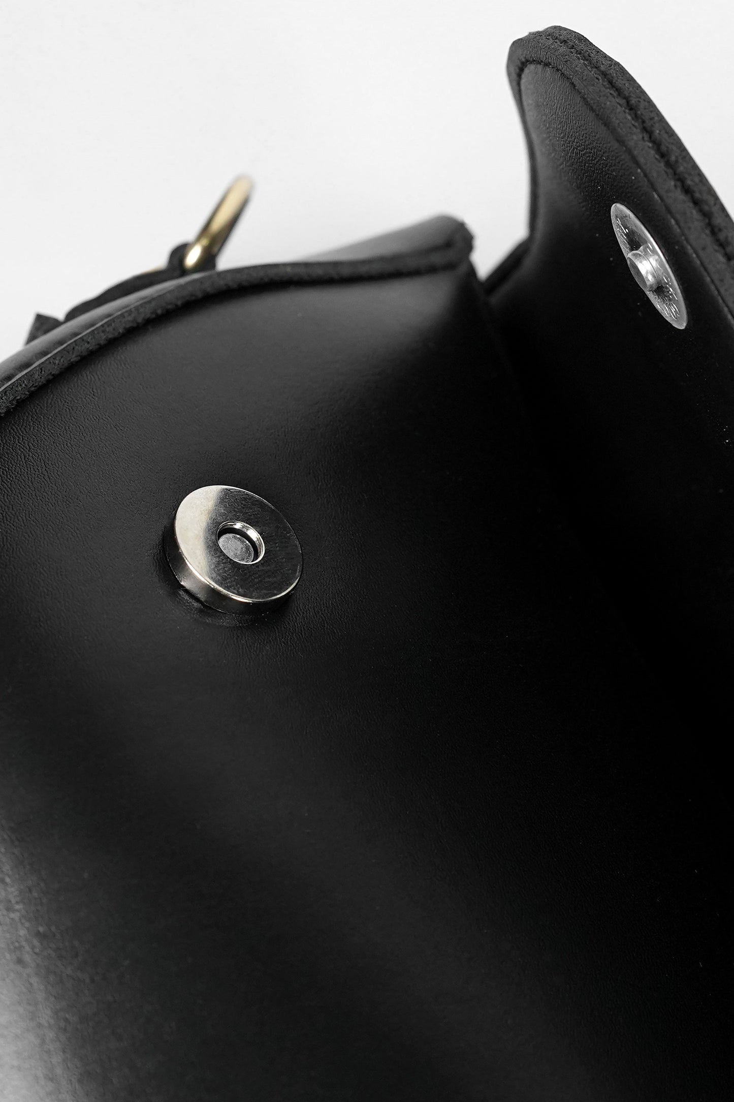 Crescent Carryall