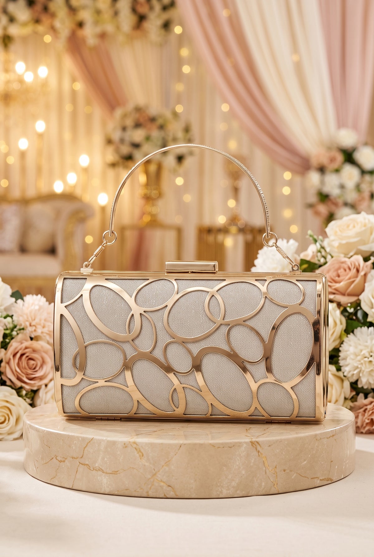 Elara Clutch