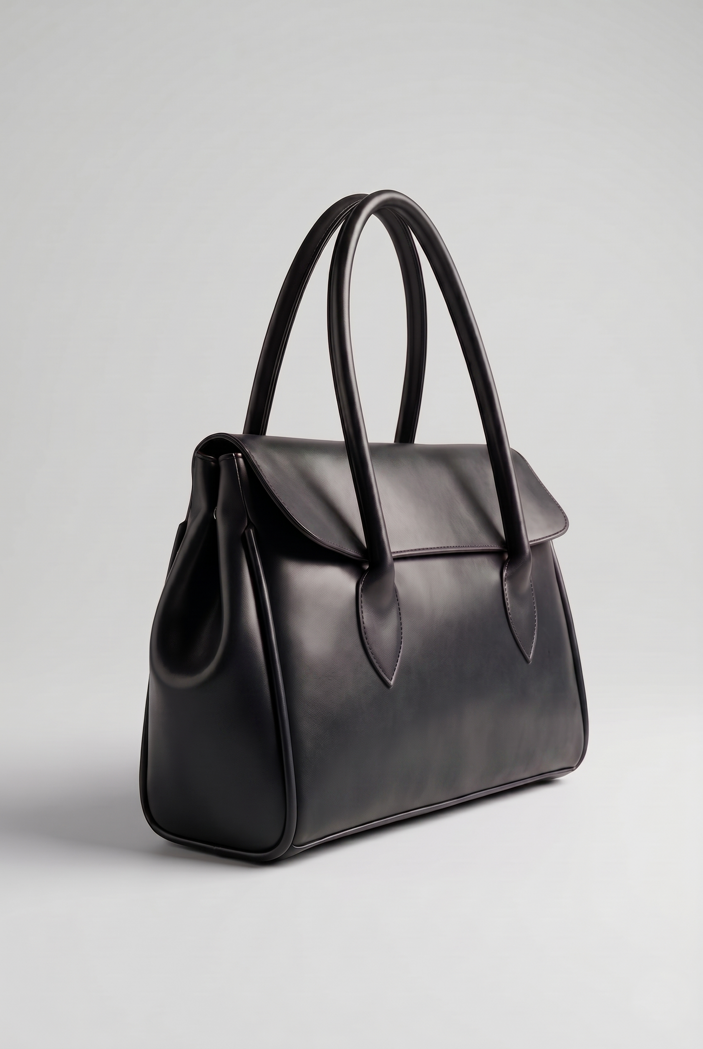 Aveline Carryall